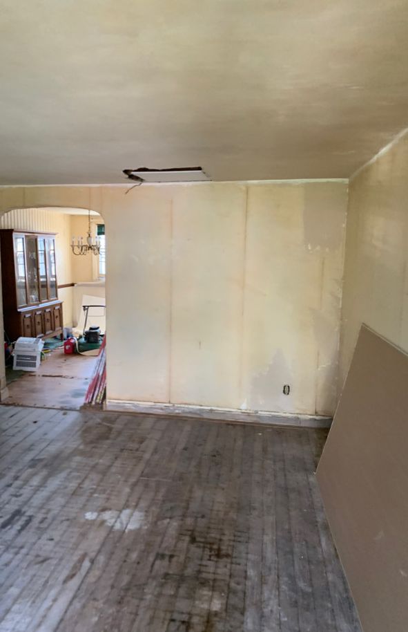Cambridge living room, opened up, before